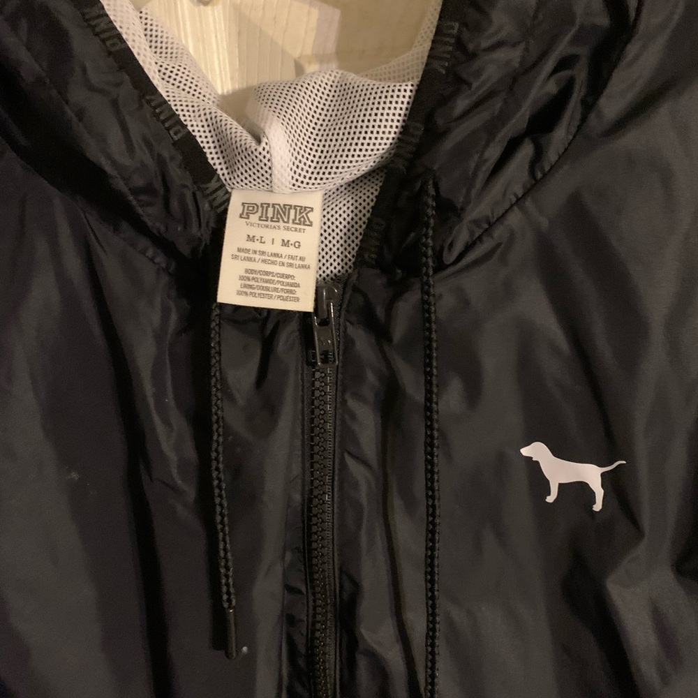 PINK medium black raincoat - Picture 4 of 4